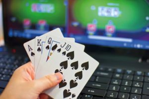 Онлайн покер Покер Дом Зеркало